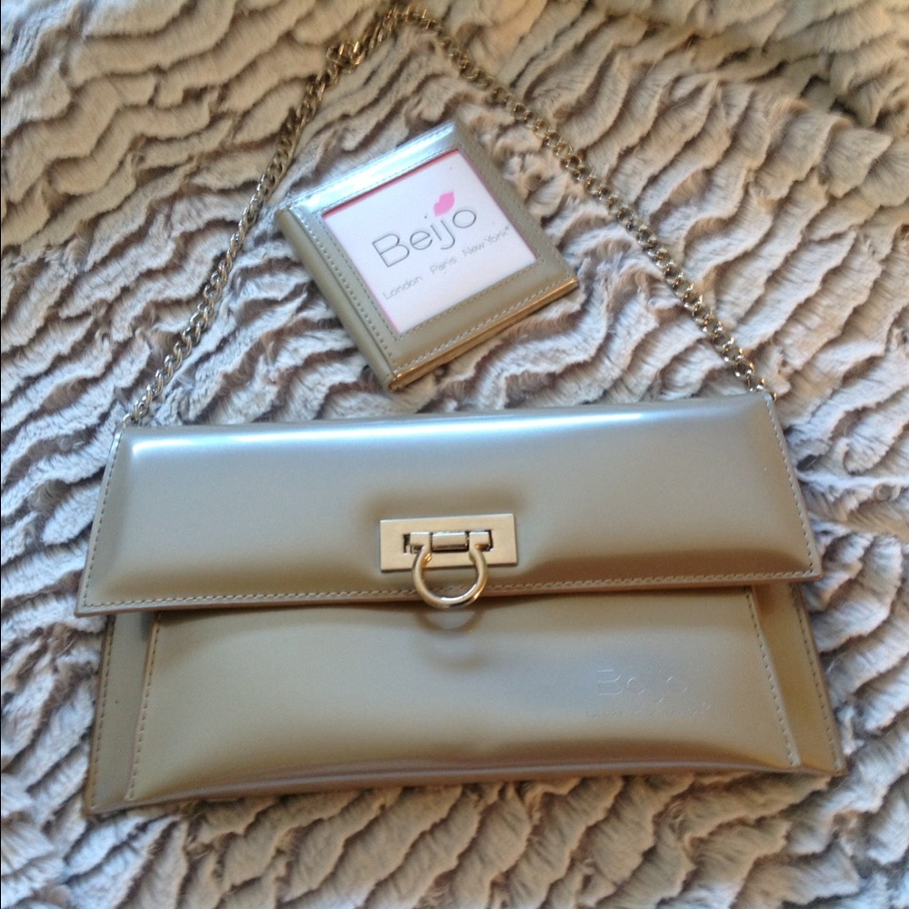 Clutch bag